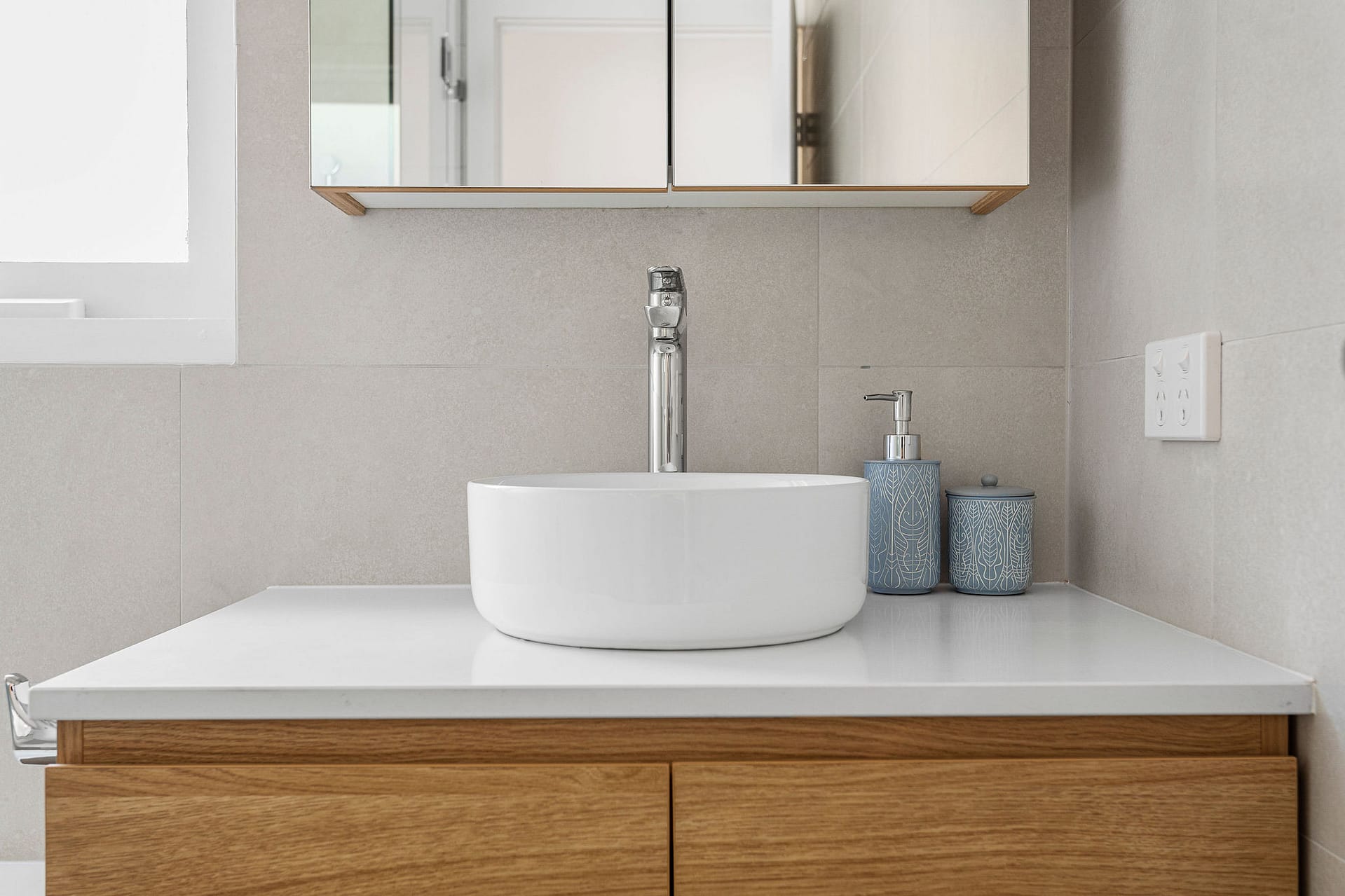 Wilkins main bathroom (7)